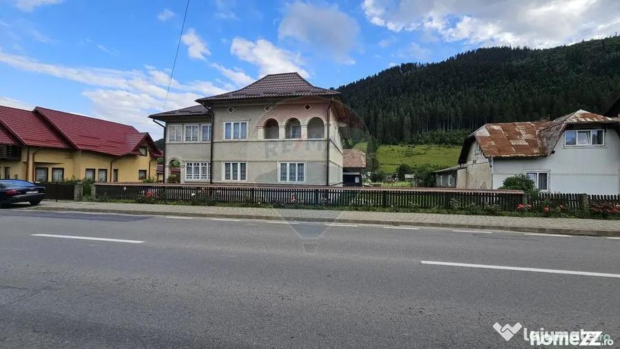 Teren de 4822 mp, în Central