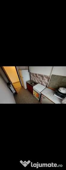 Apartament cu 2 camere semidecomandat în Astra