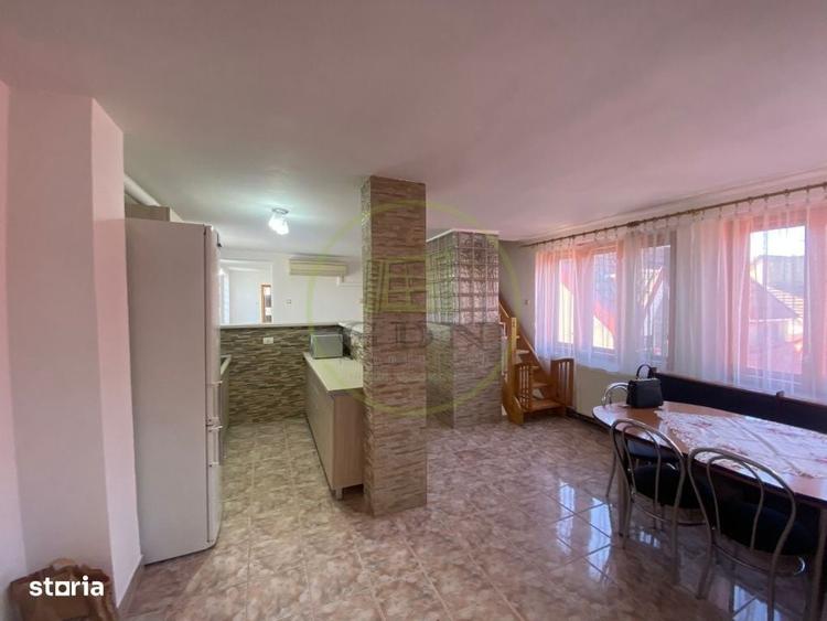 Casă cu 4 camere decomandat cu Teren 249 Mp în Rogerius