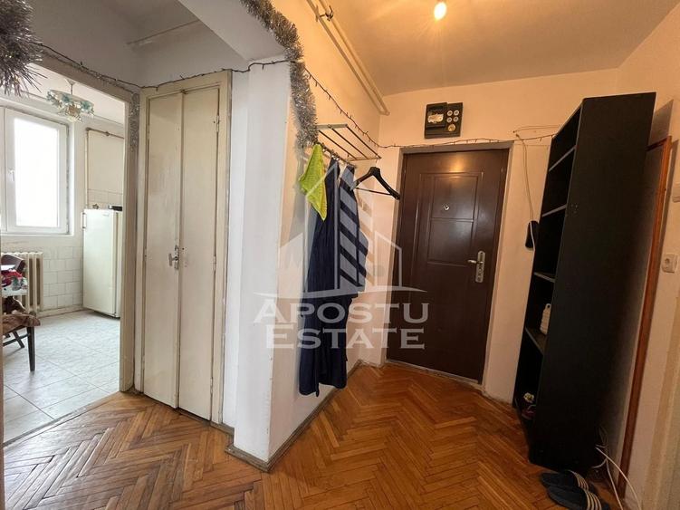 Apartament cu 2 camere decomandat, mobilat în Șagului