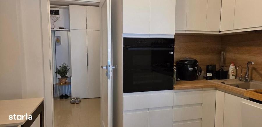Apartament cu 3 camere decomandat în Tomis III