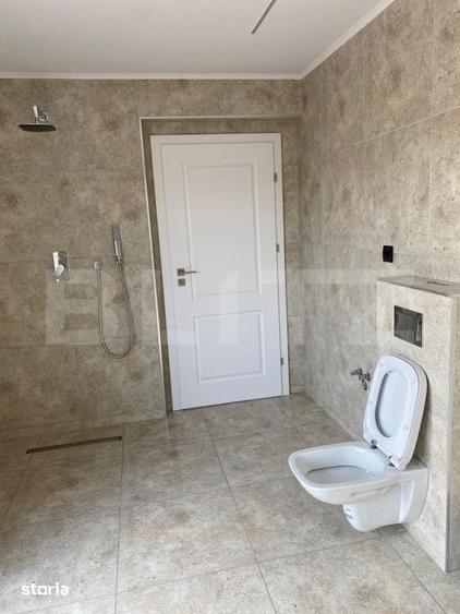 Apartament cu 4 camere în Dâmbul Rotund