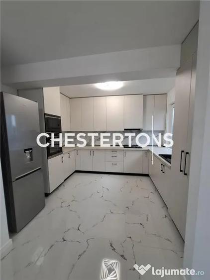Casă cu 5 camere cu Teren 630 Mp în Corbeanca