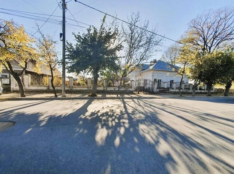 Casă cu Teren 3032 Mp în Ultracentral