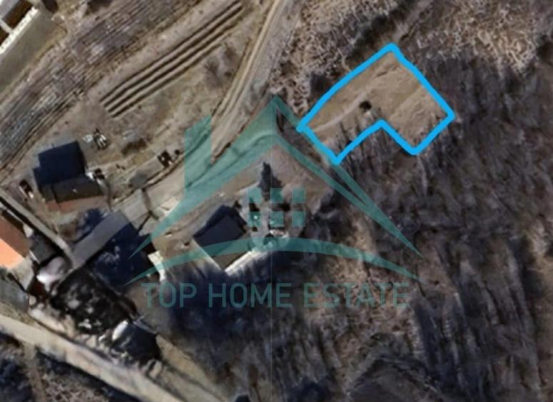 Teren Construcții intravilan de 771 mp, în Tăuți