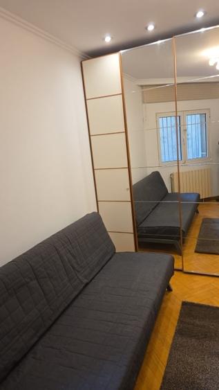 Apartament cu 3 camere decomandat, mobilat în Primăverii