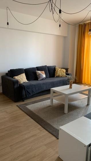 Apartament cu 2 camere decomandat, mobilat în Eroii Revoluției
