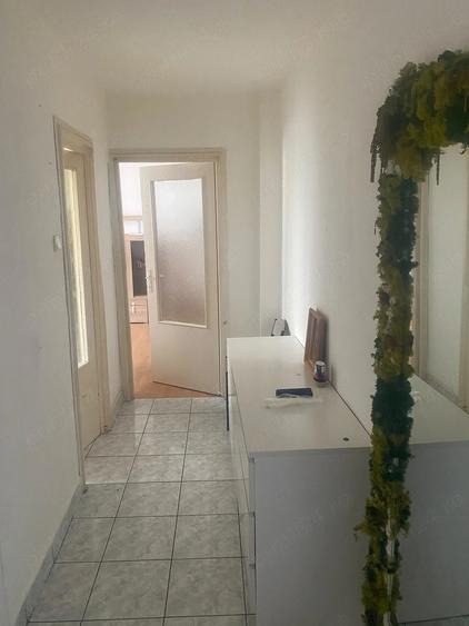 Apartament cu 2 camere decomandat în Mărăței