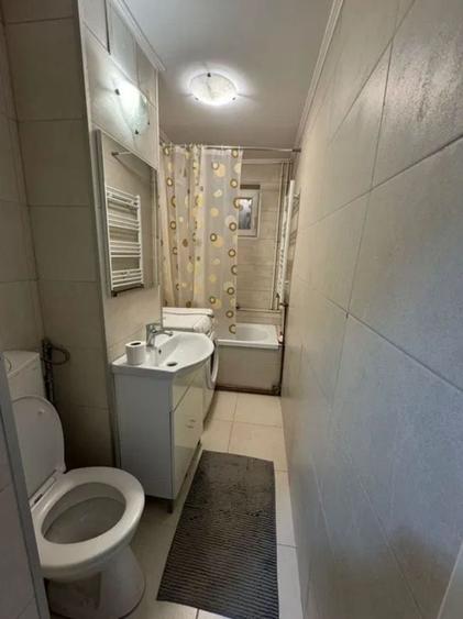 Apartament cu 2 camere semidecomandat, mobilat în Spitalul Județean