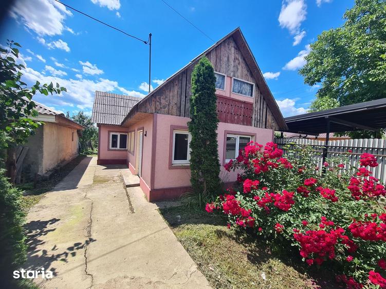 Casă cu 3 camere cu Teren 450 Mp în Hemeiuș