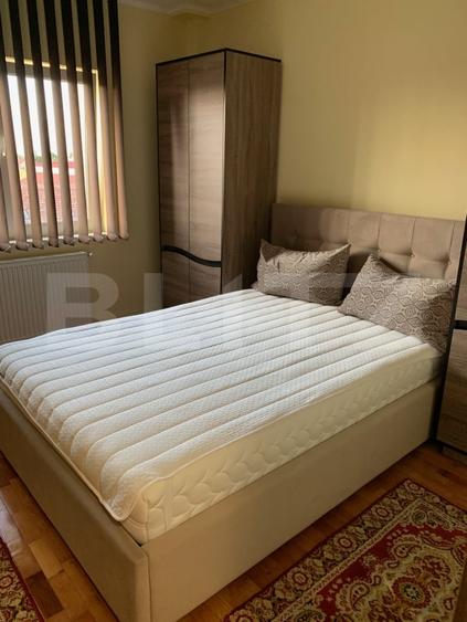 Apartament cu 2 camere semidecomandat, mobilat în Dâmbovița