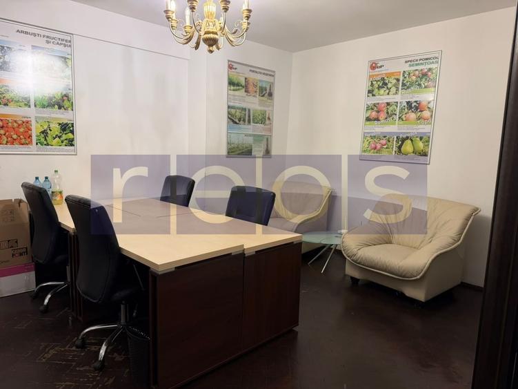 Apartament cu 3 camere semidecomandat în Grădina Icoanei