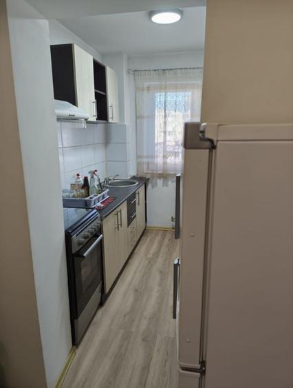 Inchiriez apartament 2 camere, Craiovita Noua - 11