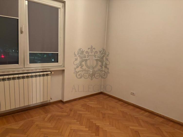 Apartament cu 3 camere semidecomandat, mobilat în Cișmigiu