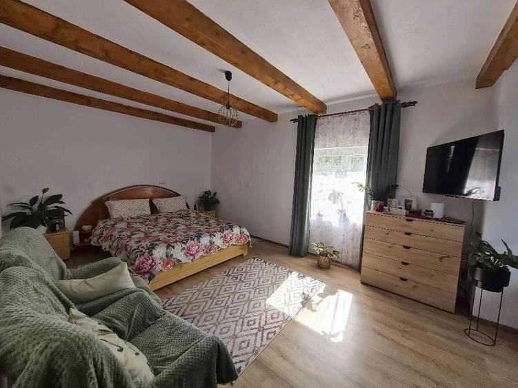 Casă cu 2 camere cu Teren 500 Mp în Bartolomeu
