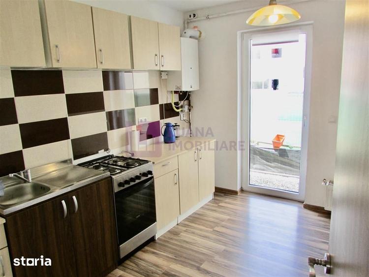 Apartament cu 3 camere, mobilat în Central