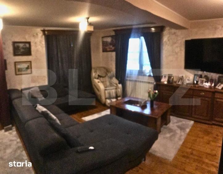 Casă cu 6 camere cu Teren 774 Mp în Central