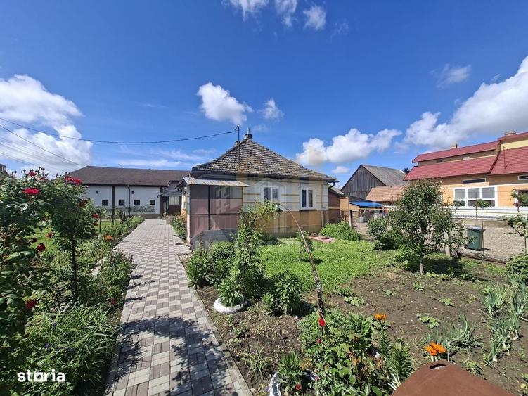Casă cu 4 camere decomandat în Lunca Calnicului