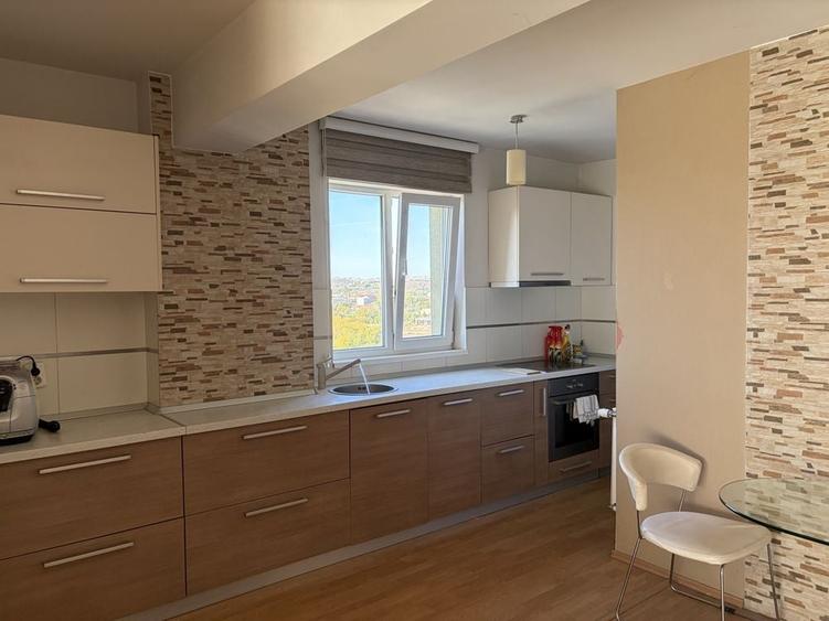 Apartament cu 2 camere nedecomandat în Nufărul