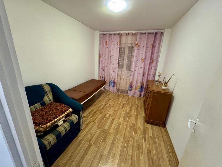 Apartament cu 3 camere decomandat în Gorjului