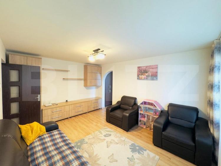 Apartament de 3 camere, etaj 2, zona Orizont - 1