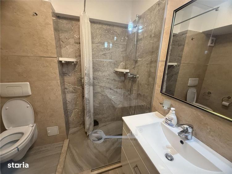 Apartament cu 3 camere în Tătărași