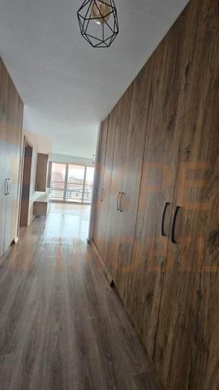 Apartament cu 2 camere decomandat, mobilat în Dacia