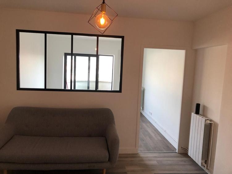 Apartament cu 2 camere decomandat în Gării