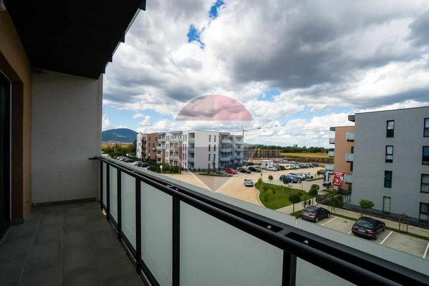 Garsonieră decomandată, mobilată în Cristian