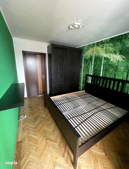 Apartament cu 3 camere semidecomandat, mobilat în Dămăroaia