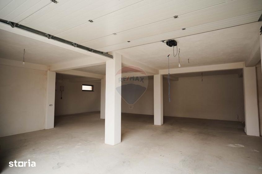 Spațiu comercial, de 200 mp, în Marginea