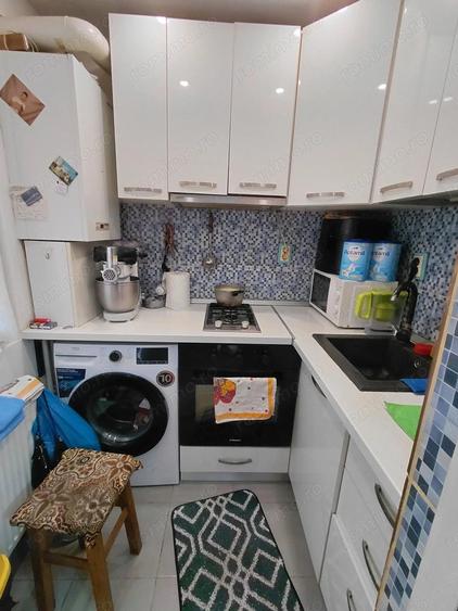 Apartament cu 2 camere semidecomandat în Micro 40
