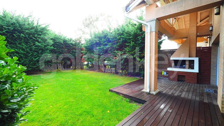 Casă cu 7 camere cu Piscina în Pipera