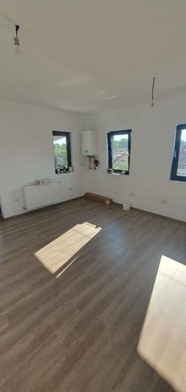 Spațiu comercial, de 144 mp, în Ghiroda