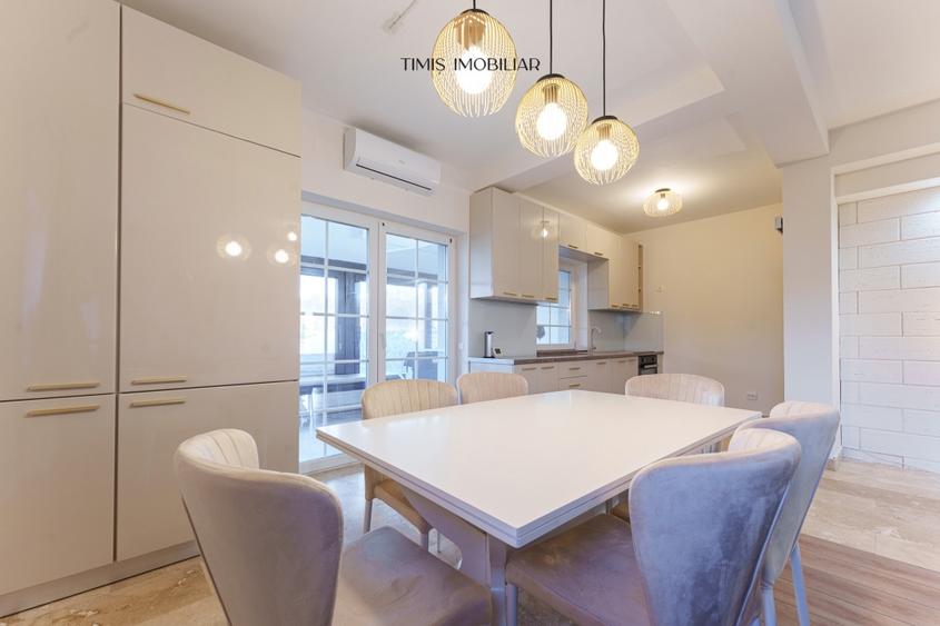 Duplex cu 6 camere cu Canalizare în Dumbrăvița