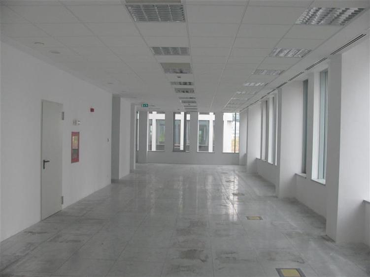 Birou, de 182 mp, în Pipera
