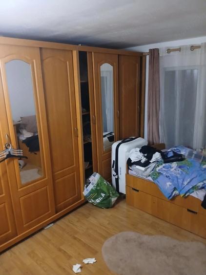Casă cu Teren 500 Mp în Mărăști
