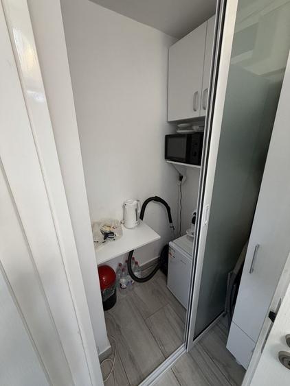 Spațiu comercial, de 66 mp, în Apusului