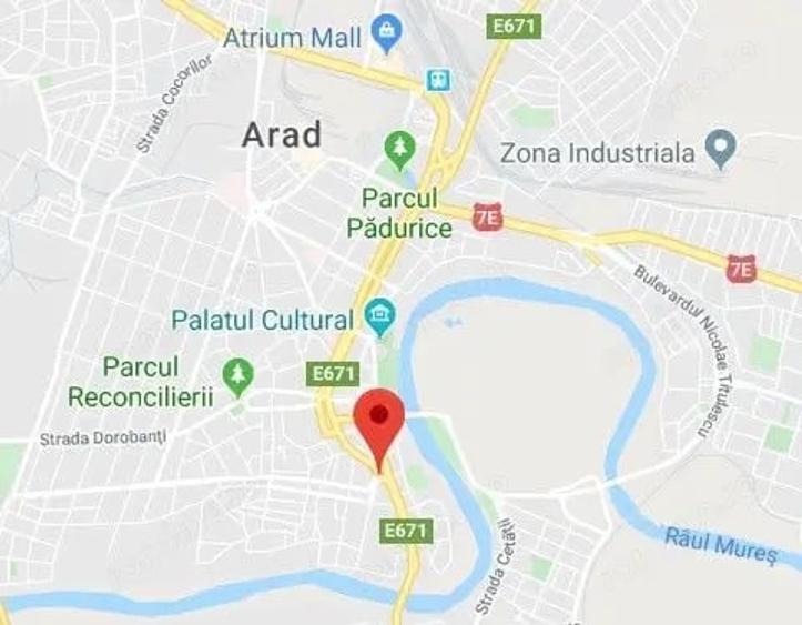 Spațiu comercial, de 453 mp, în Boul Roșu