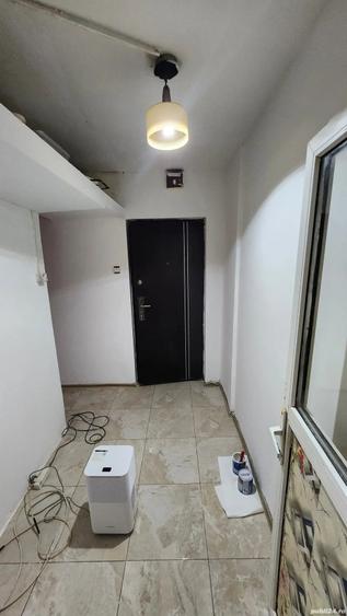 Apartament cu 2 camere semidecomandat în Micro 11