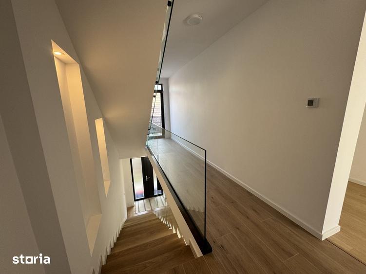 Casă cu 5 camere cu Teren 291 Mp în Gheorgheni