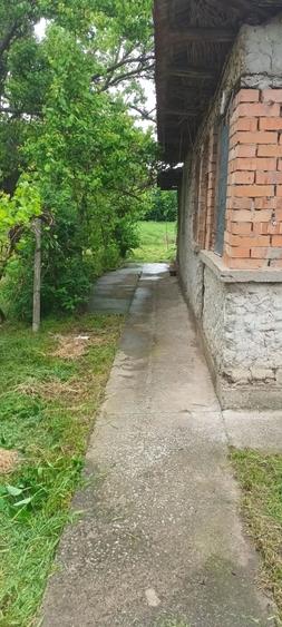 Casă cu 4 camere în Ceacu