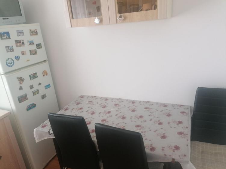 Apartament cu 2 camere decomandat în Lazaret