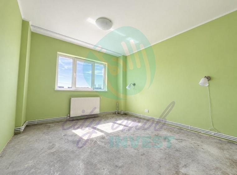 Apartament cu 2 camere semidecomandat în Tineretului