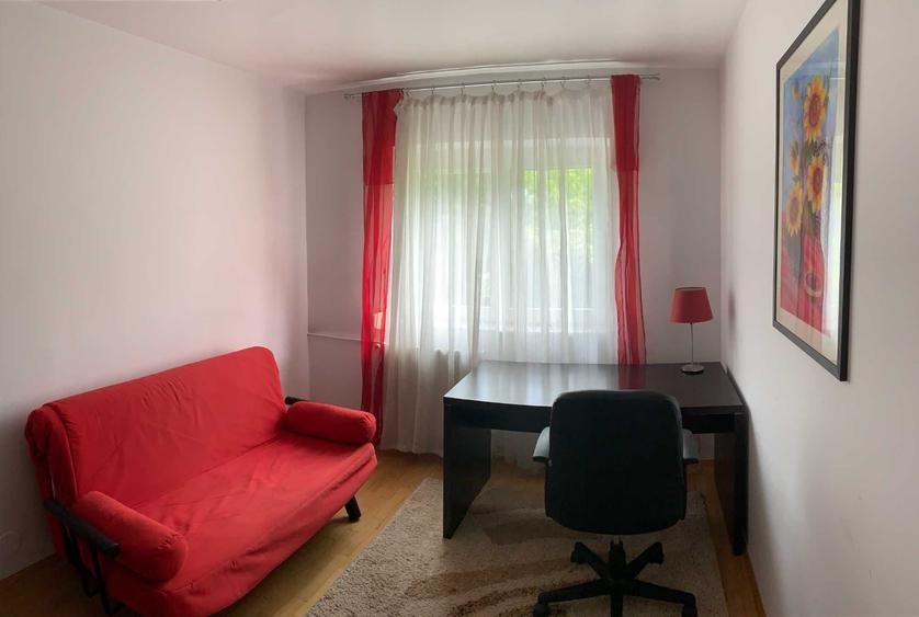 Apartament cu 3 camere decomandat în Beller