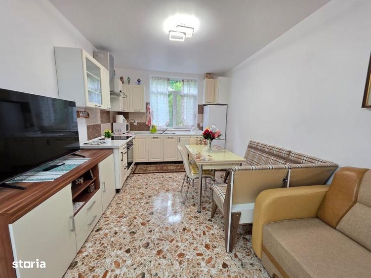 3 camere, zona linistita , aproape de centru, parter inalt, 70 mp - 8