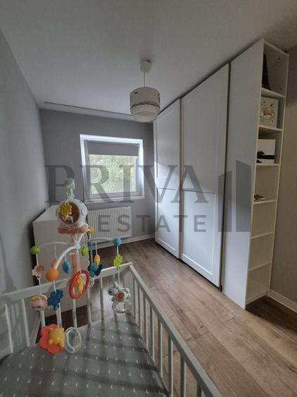 Apartament cu 3 camere decomandat, mobilat în Lipovei