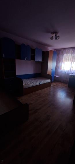 Apartament cu 2 camere decomandat în Lotus