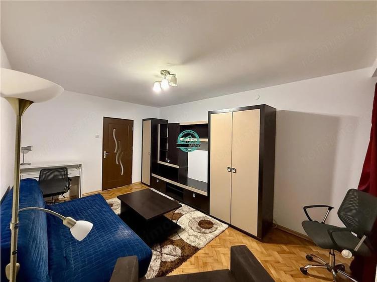Apartament cu 2 camere decomandat în Cornișa