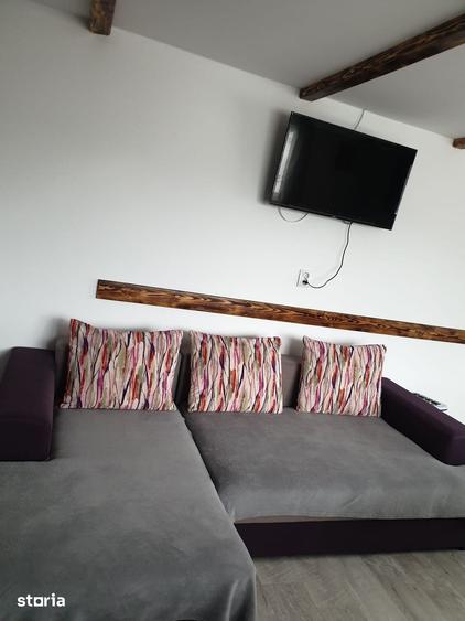 Casă cu 7 camere cu Teren 800 Mp în Beliș